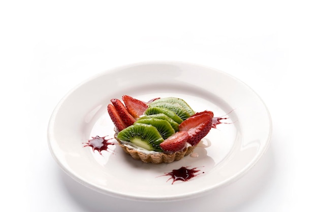 Talerz z nowoczesnym daniem